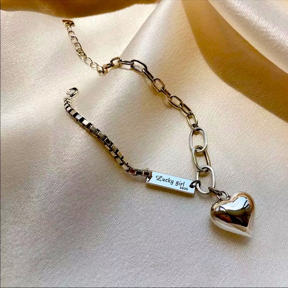 ๐ Silver Lucky Girl Dainty Anklet - Picture 2 of 4